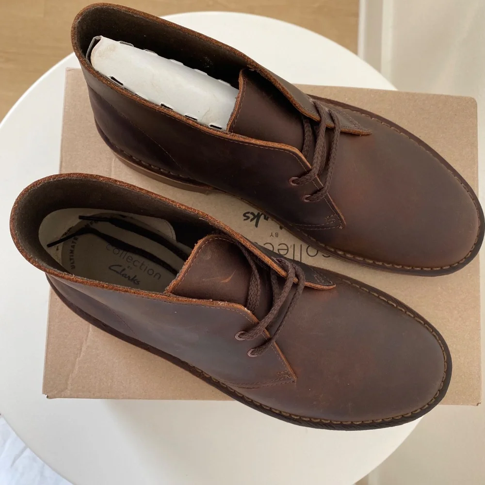 New in the Box Clarks Men's Bushacre 2 Dark Brown Leather Boots Size US 9
